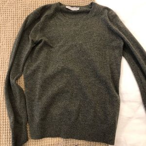 Everlane Cashmere Crew sweater, army green